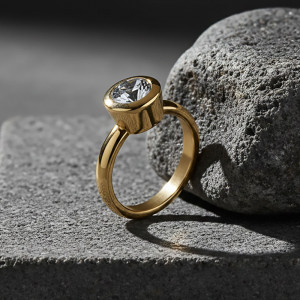 Prsten sa magnetom i  cirkonom u boji zlata 19
