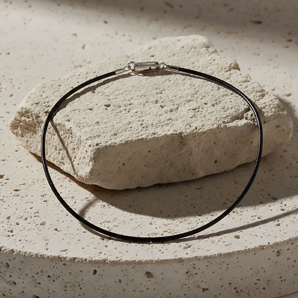 Ogrlica sa magnetnim elementima L