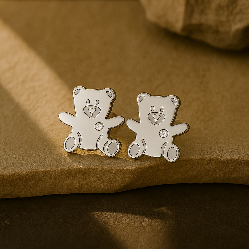 Naušnice u obliku medveda srebrne boje