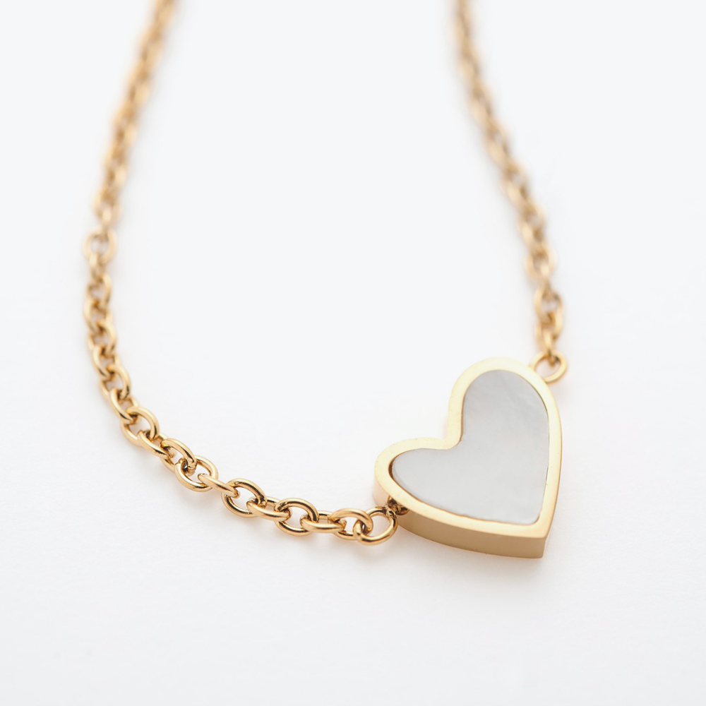 Ogrlica u boji zlata sa sedefnim srcem S-XL