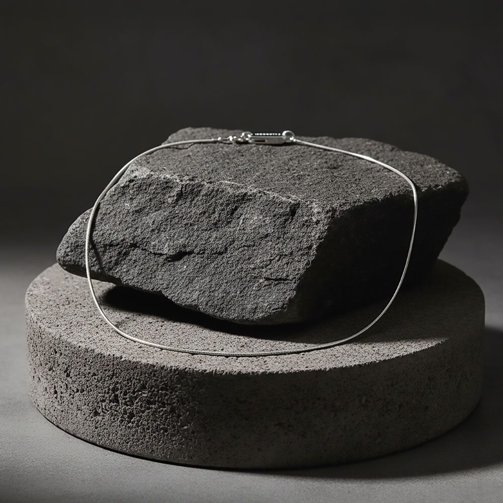 Delikatna sajlica od nerđajućeg čelika M