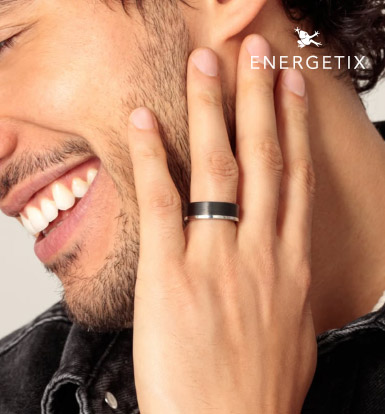 Energetix muško prstenje spaja snažan dizajn i modernu eleganciju, naglašavajući samouveren i autentičan izgled.
