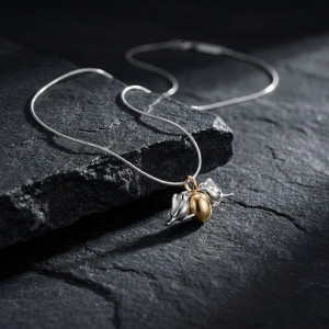 Ženska ogrlica sa priveskom zaljubljene ptičice M