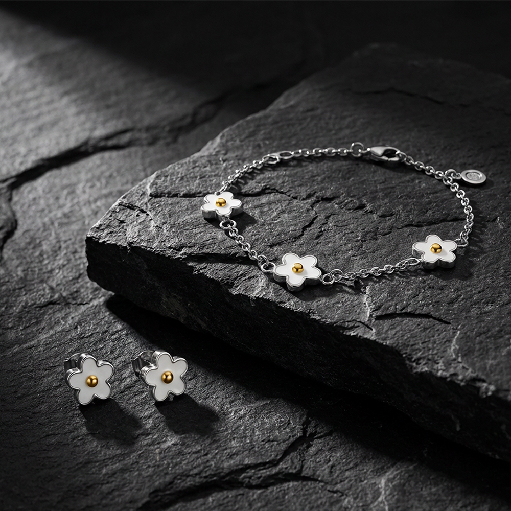 Komplet naušnice i narukvica sa cvetićima S-M